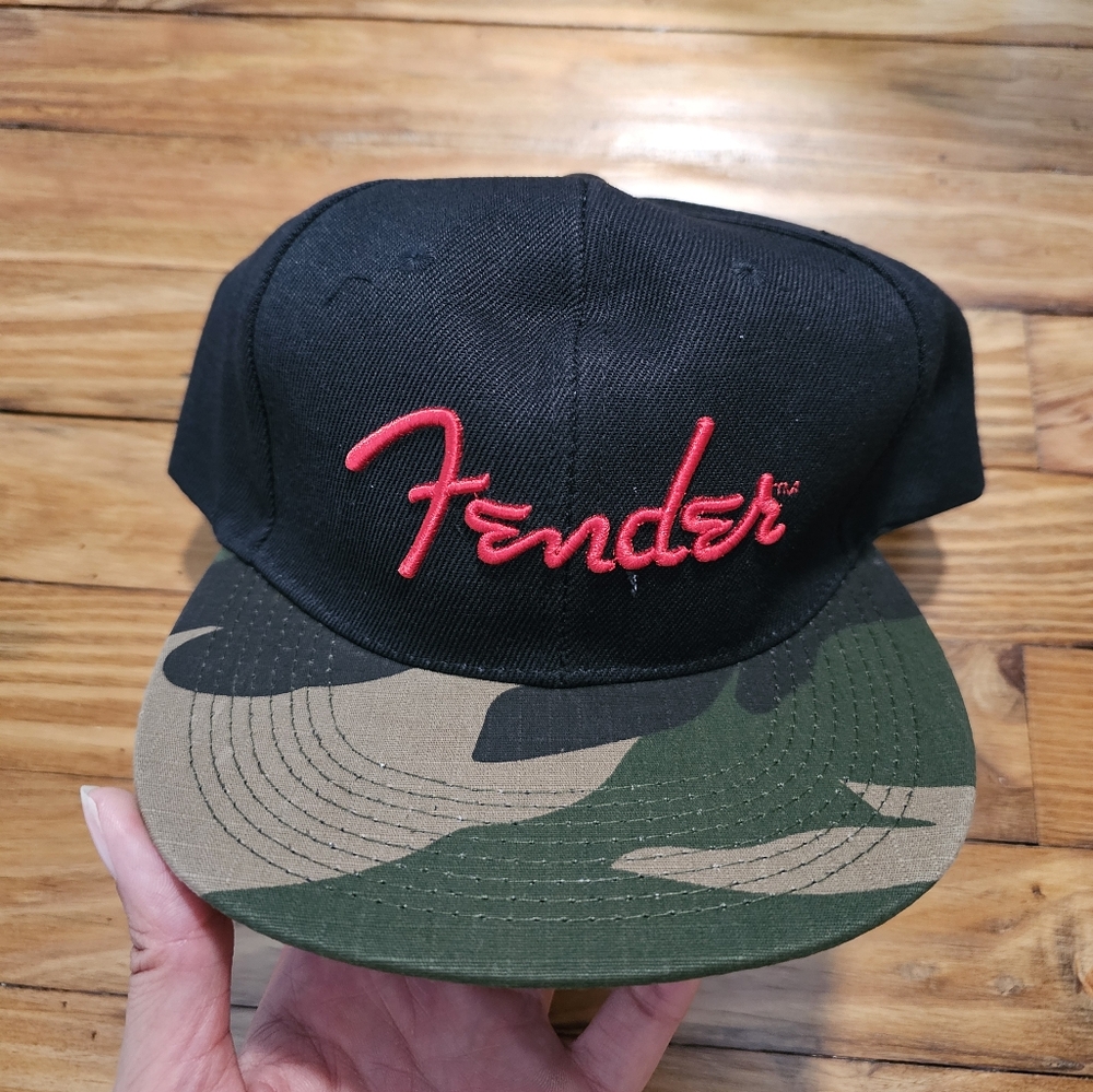 NWT Fender Camo Flat Billed Snap Back Hat